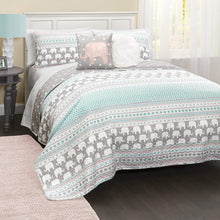 Load image into Gallery viewer, ELIE REVERSIBLE QUILT SET WITH PINK/TURQUOISE ELEPHANT STRIPED MOTIF
